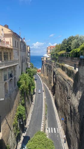 Naples, Capri, Sorrento, and Pompeii 32