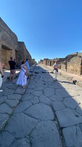 Naples, Capri, Sorrento, and Pompeii 67