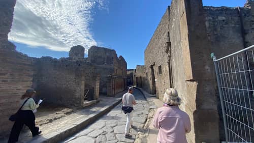 Naples, Capri, Sorrento, and Pompeii 103