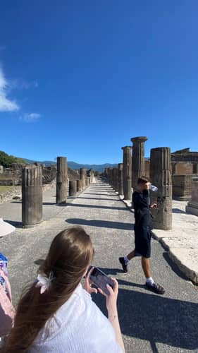 Naples, Capri, Sorrento, and Pompeii 114