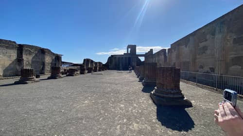 Naples, Capri, Sorrento, and Pompeii 124
