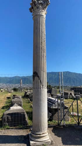 Naples, Capri, Sorrento, and Pompeii 134