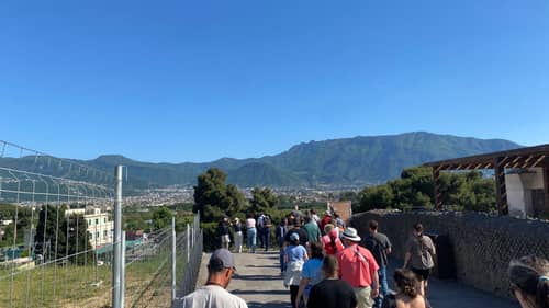 Naples, Capri, Sorrento, and Pompeii 144